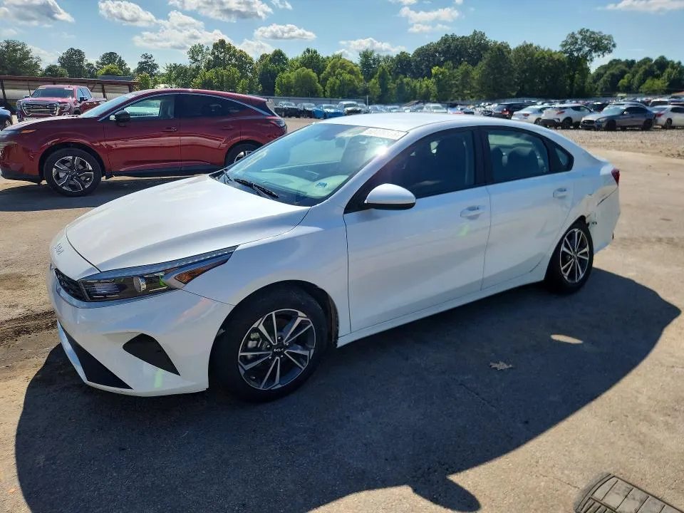 KIA Forte LXS 2024 из США — купить под ключ