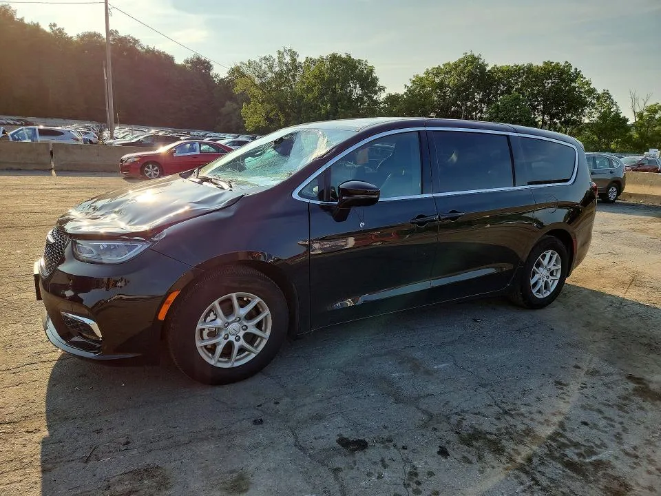 Chrysler Pacifica S 2026 из США — купить под ключ