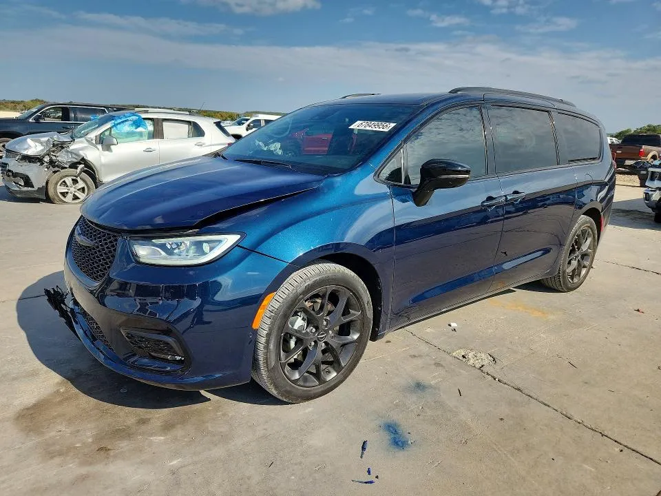 Chrysler ALL Models 2024 из США — купить под ключ