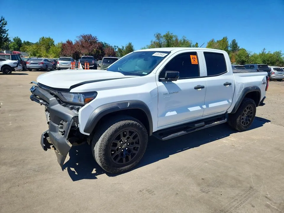 Chevrolet Colorado T 2023 из США — купить под ключ