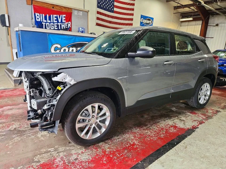 Chevrolet Trailblzr 2024 из США — купить под ключ