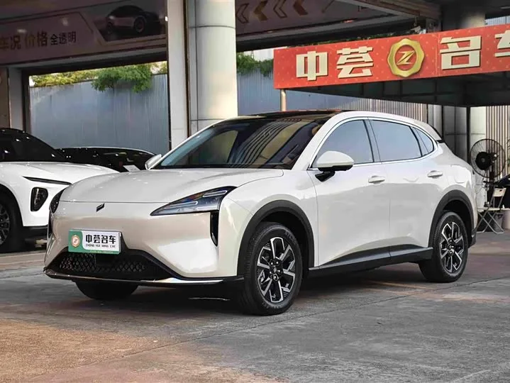Baojun E6 2026 из Китая — купить под ключ