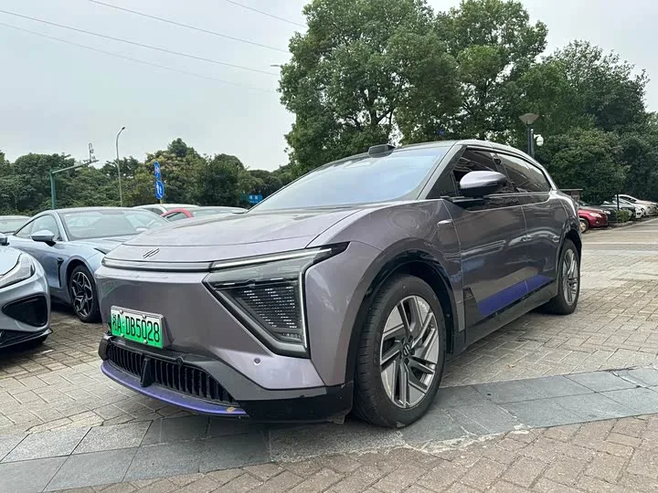HiPhi Y 2023 из Китая — купить под ключ