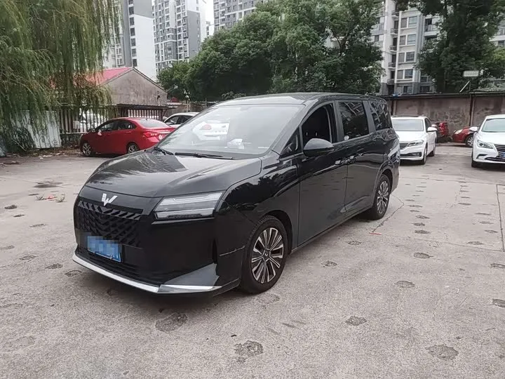 Wuling Starlight 730 2025 из Китая — купить под ключ
