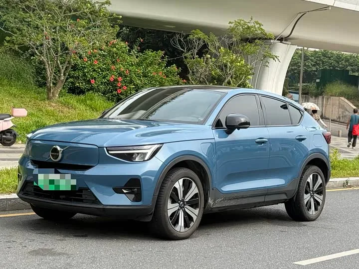 Volvo C40 2023 из Китая — купить под ключ