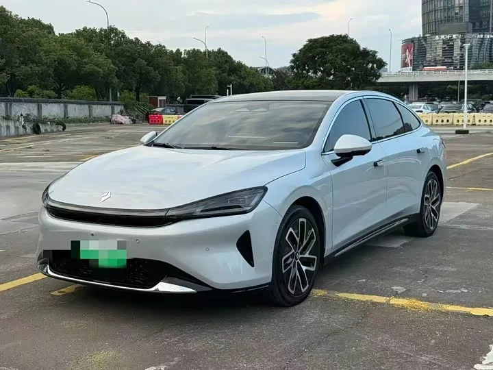 Baojun Xiangjing 2025 из Китая — купить под ключ