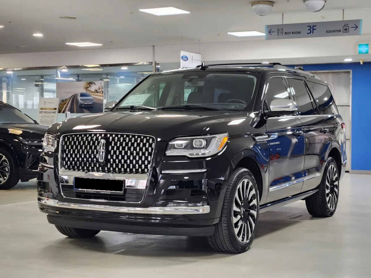 Lincoln Navigator 2023 из Кореи — купить под ключ