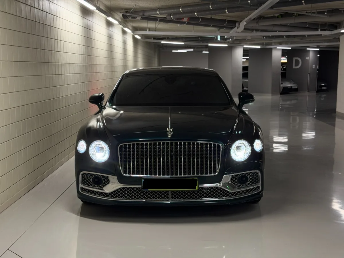 Bentley Flying Spur 2022 из Кореи — купить под ключ