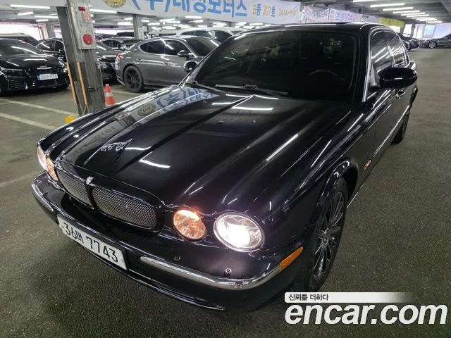 Jaguar XJ-8 2005 из Кореи — купить под ключ