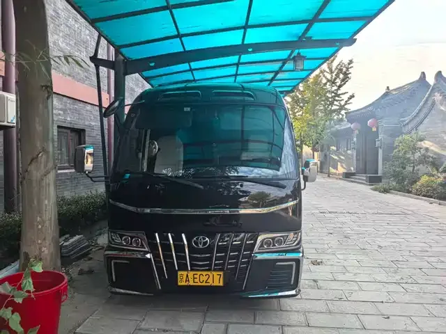 Toyota Coaster 2024 из Китая — купить под ключ