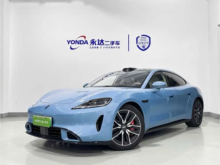 Shangjie (Huawei × SAIC) Z7 2026 из Китая — купить под ключ