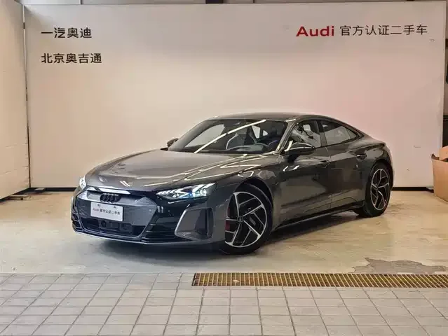 Audi RS e-tron GT 2025 из Китая — купить под ключ