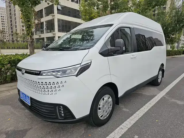 Maxus V70 2023 из Китая — купить под ключ