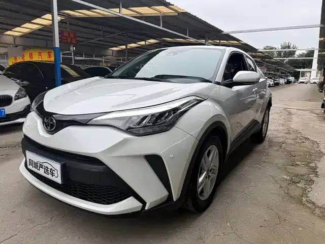 Toyota C-HR 2023 из Китая — купить под ключ
