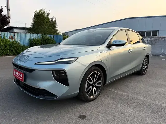 Roewe D6 2025 из Китая — купить под ключ