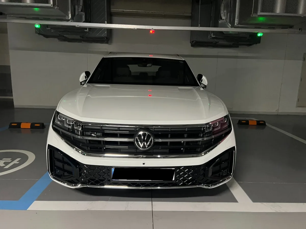 Volkswagen Touareg 2019 из Кореи — купить под ключ