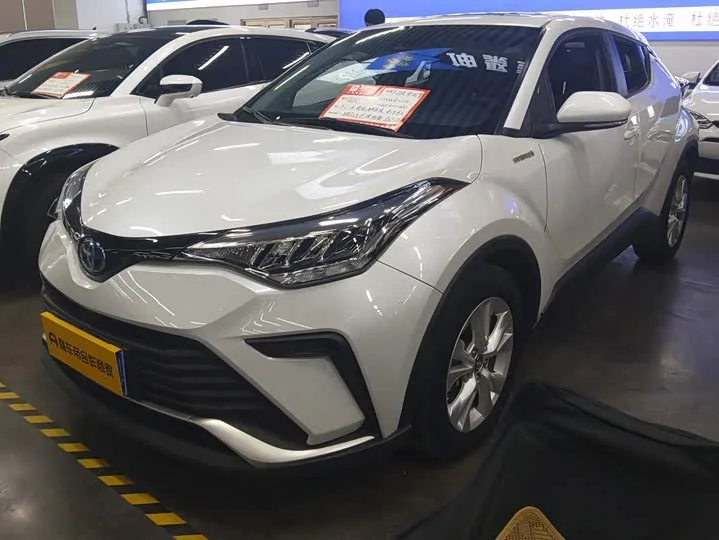Toyota Izoa 2023 из Китая — купить под ключ
