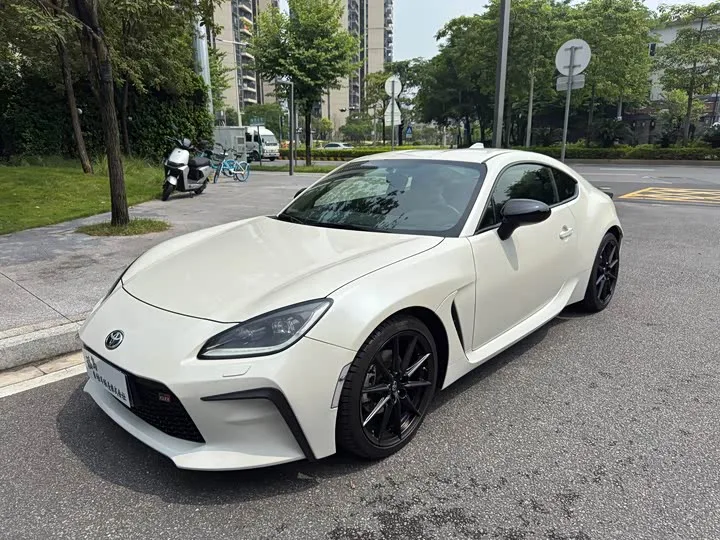 Toyota GR86 2023 из Китая — купить под ключ