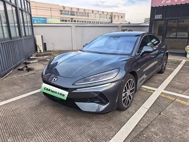Denza Z9 2025 из Китая — купить под ключ