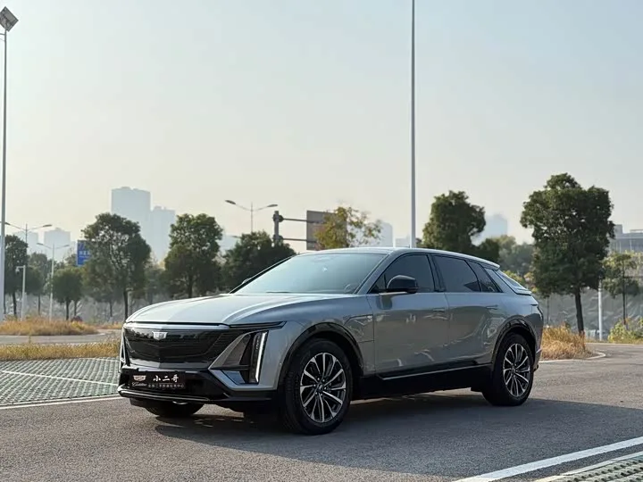 Cadillac Lyriq 2023 из Китая — купить под ключ