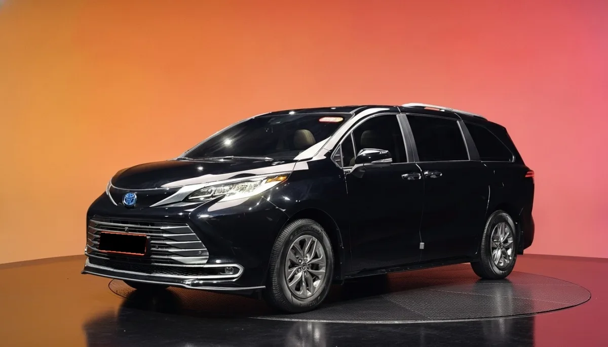 Toyota Sienna 2024 из Кореи — купить под ключ