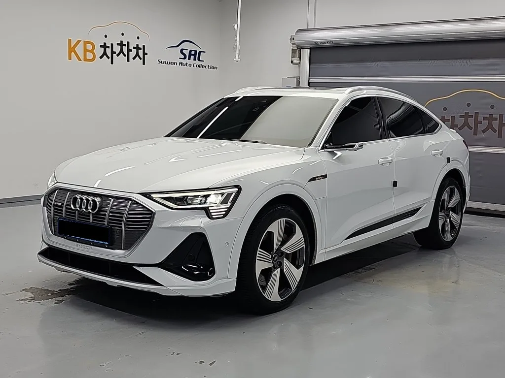 Audi e-tron 2022 из Кореи — купить под ключ