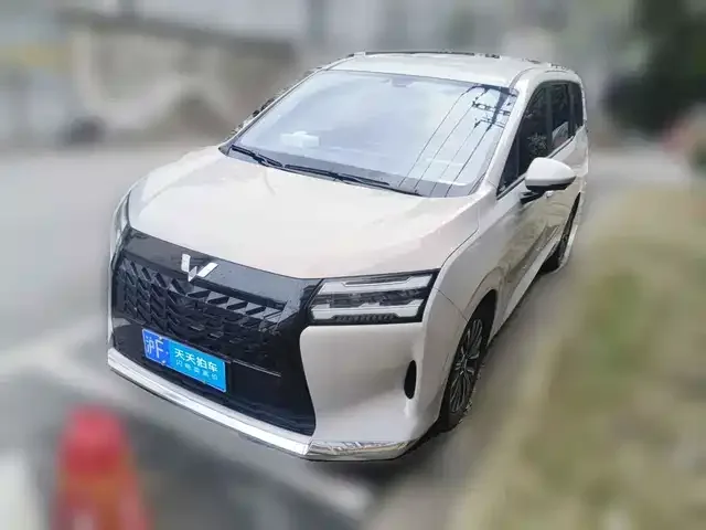 Wuling Starlight 730 2026 из Китая — купить под ключ