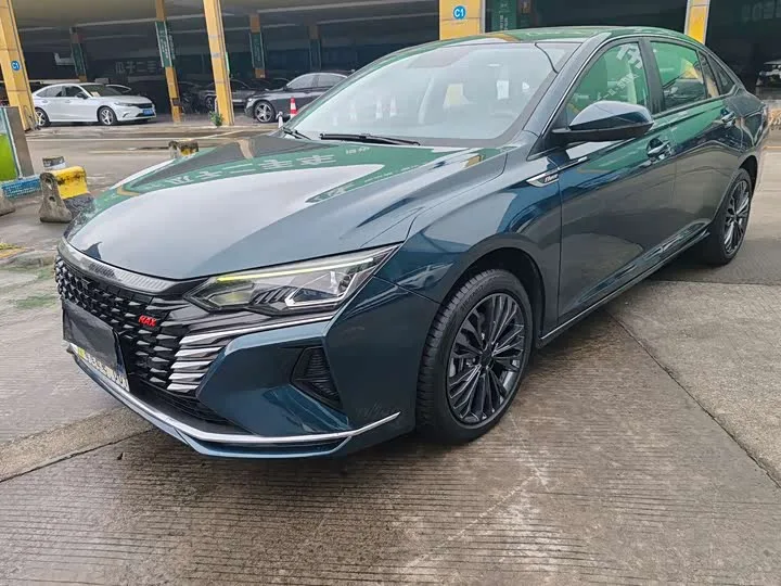 Dongfeng Aeolus Yixuan Max 2022 из Китая — купить под ключ