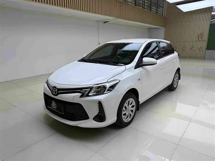 Toyota Vios FS 2022 из Китая — купить под ключ