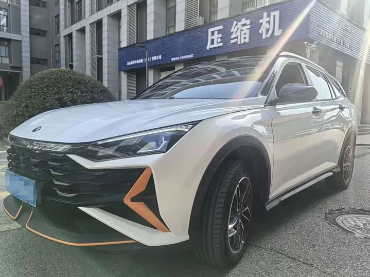Dongfeng Aeolus Yixuan GS 2023 из Китая — купить под ключ
