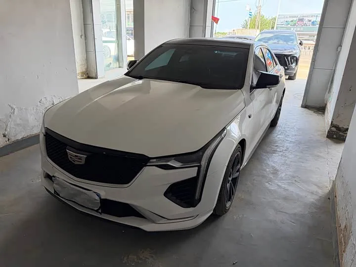 Cadillac CT4 2022 из Китая — купить под ключ