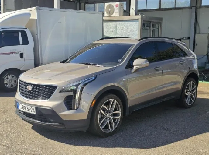 Cadillac XT4 2023 из Кореи — купить под ключ
