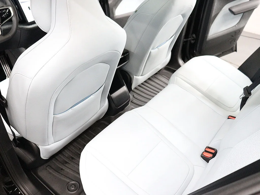 Volvo EX30 2025 из Кореи — купить под ключ