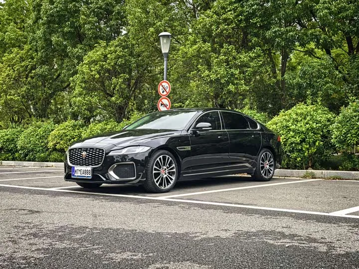 Jaguar XF L 2023 из Китая — купить под ключ