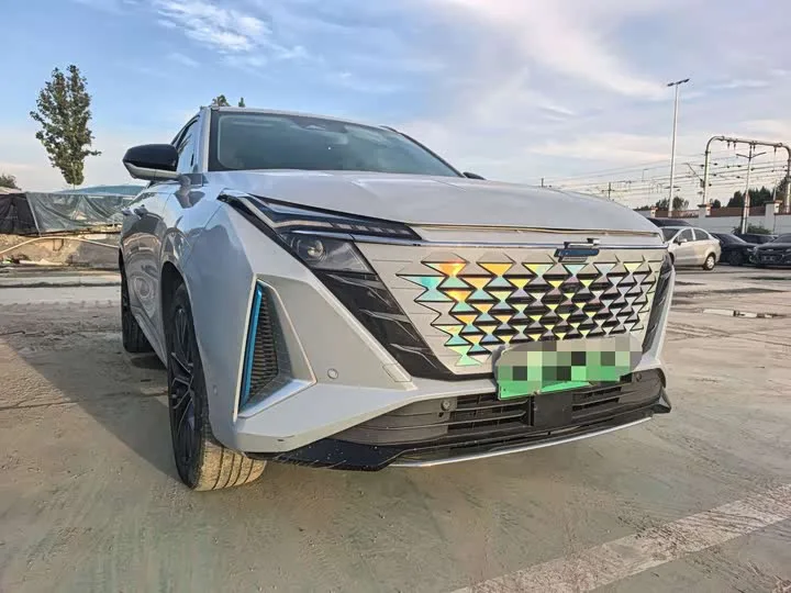 Changan Oshan Z6 Hybrid 2023 из Китая — купить под ключ