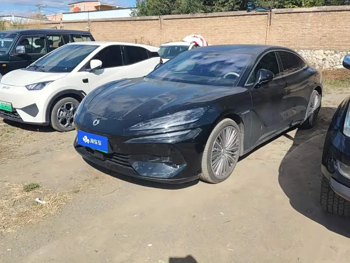 Denza Z9 2025 из Китая — купить под ключ