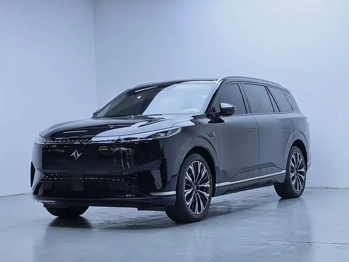 Dongfeng Yipai eπ 008 2026 из Китая — купить под ключ