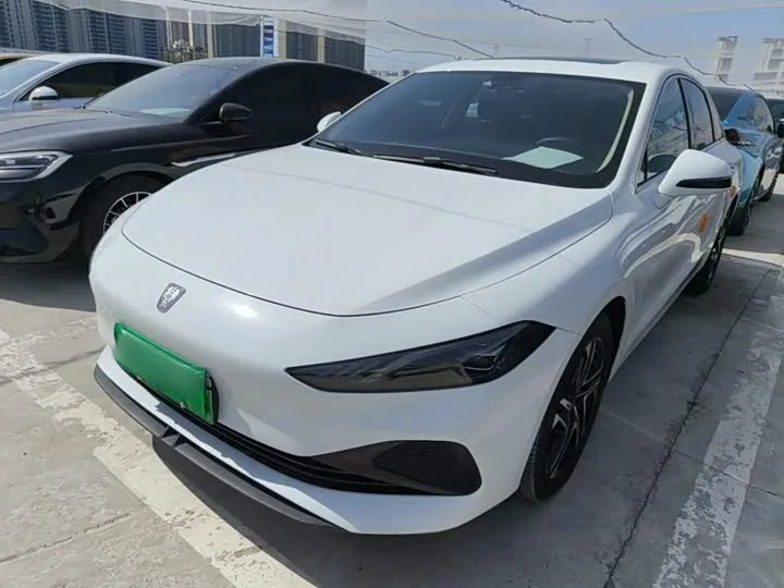 Roewe D7 2024 из Китая — купить под ключ