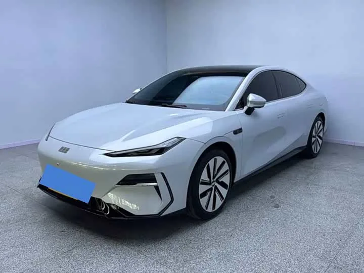 Geely Galaxy E8 2025 из Китая — купить под ключ