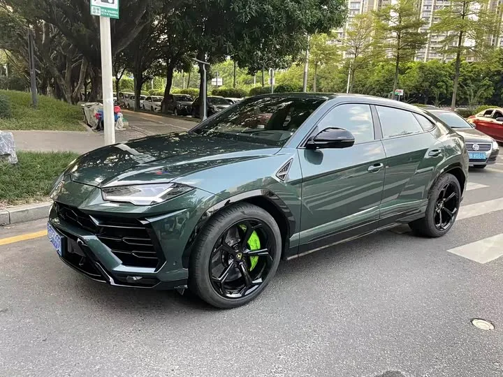 Lamborghini Urus 2022 из Китая — купить под ключ