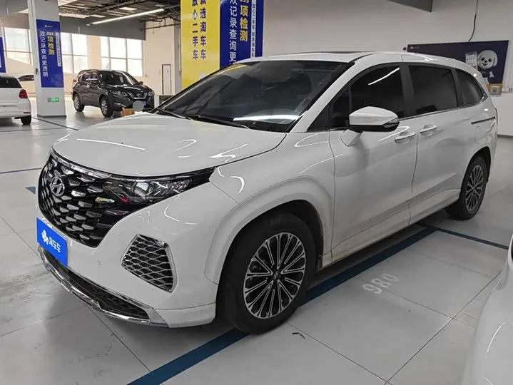 Hyundai Custo 2024 из Китая — купить под ключ