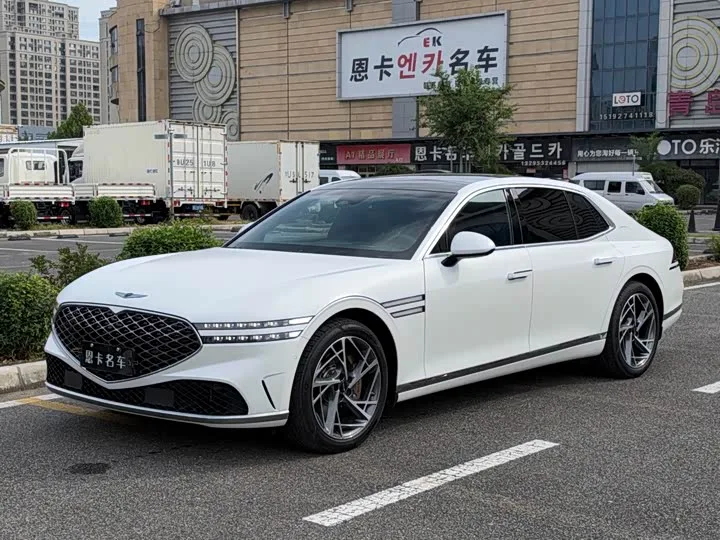 Genesis G90 2023 из Китая — купить под ключ