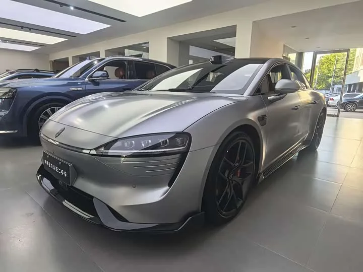 Luxeed S7 2026 из Китая — купить под ключ