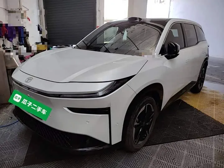Toyota bZ3X 2025 из Китая — купить под ключ