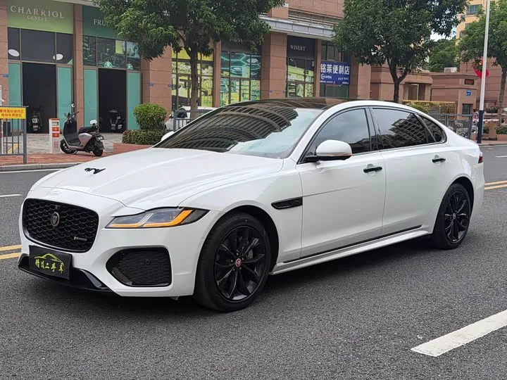 Jaguar XF L 2022 из Китая — купить под ключ