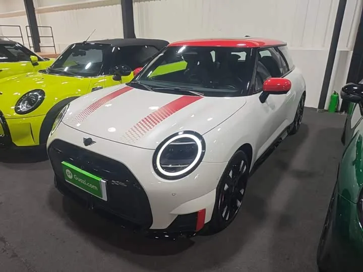Mini Cooper JCW 2025 из Китая — купить под ключ