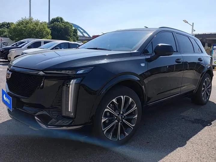 Cadillac XT5 2025 из Китая — купить под ключ