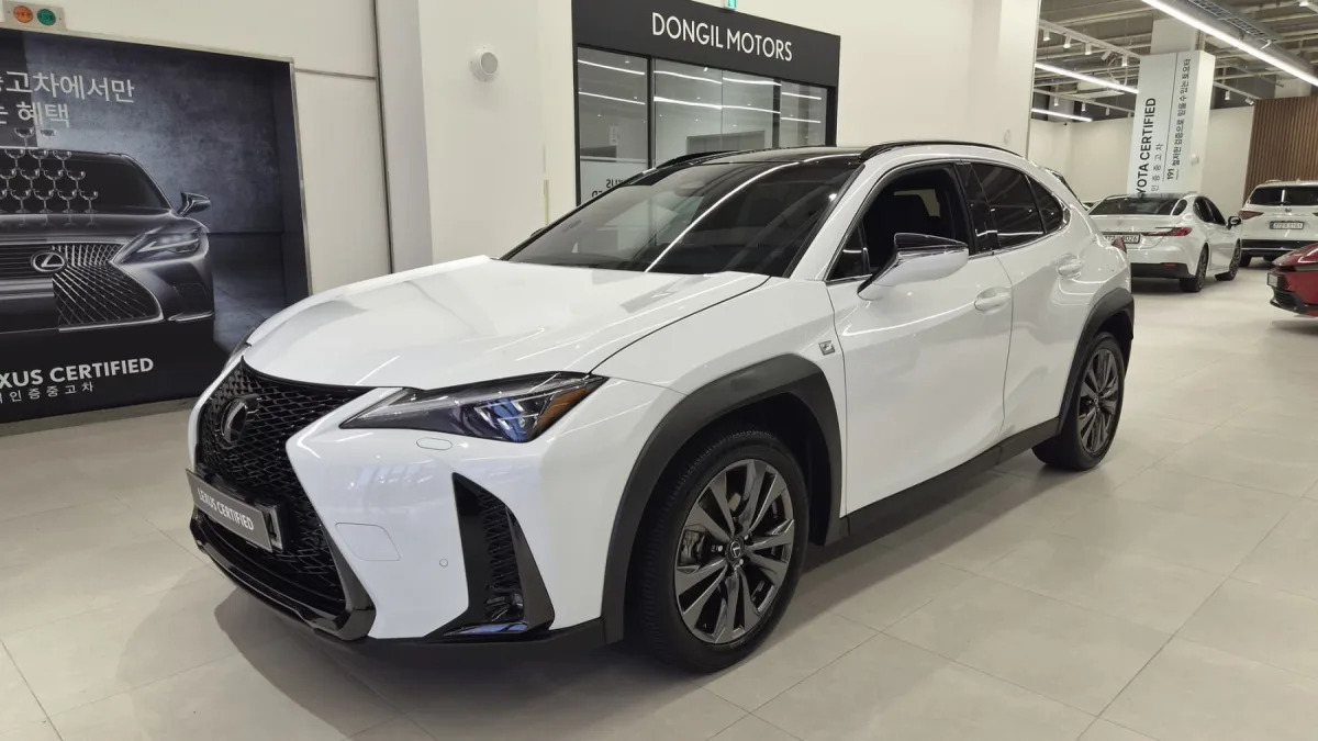 Lexus UX 2025 из Кореи — купить под ключ