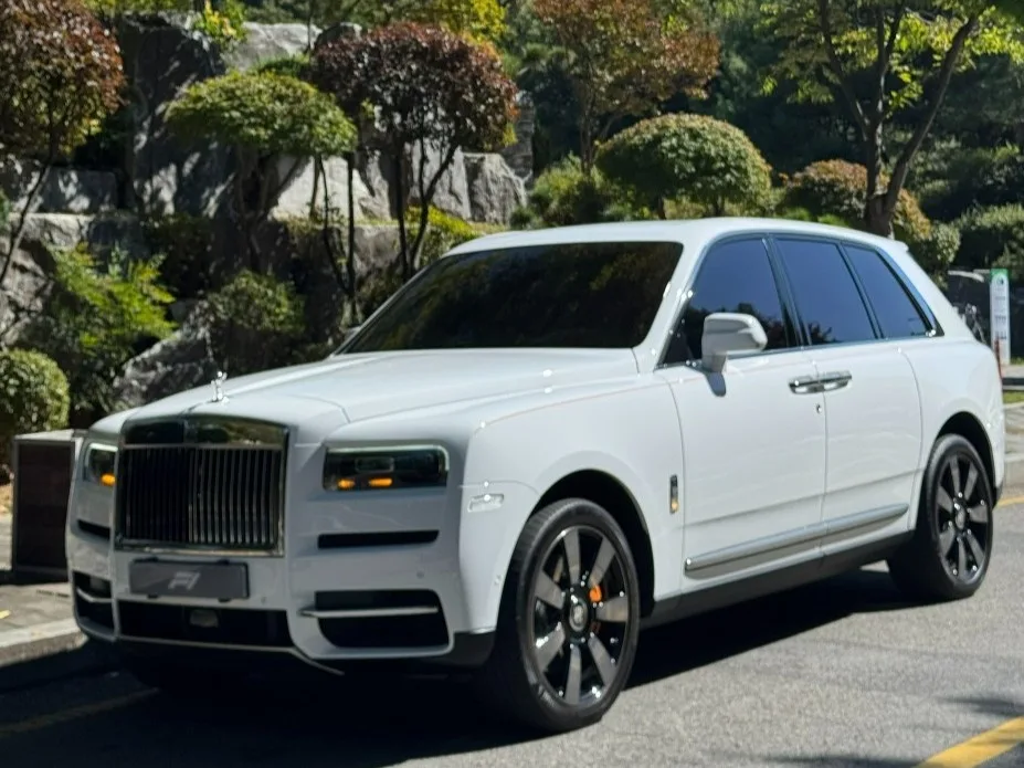 Rolls-Royce Cullinan 2024 из Кореи — купить под ключ