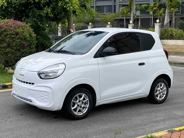 Roewe Clever 2022 из Китая — купить под ключ